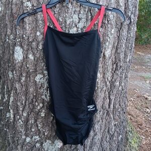 Black SPEEDO Endurance One Piece Swimsuit 8/34